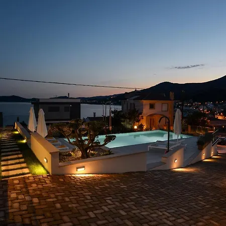 Maravilla Suites-2