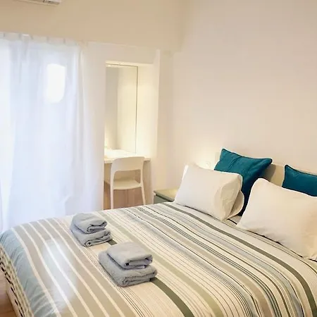 Central & Elegant Apt In Athens-3