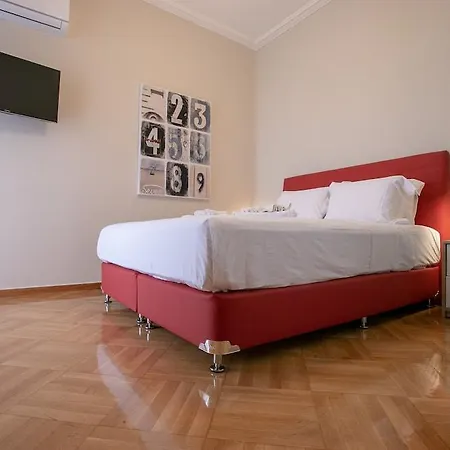 Luxurious 5 Bedroom-3 Bathroom Apartment 2- Athens-2