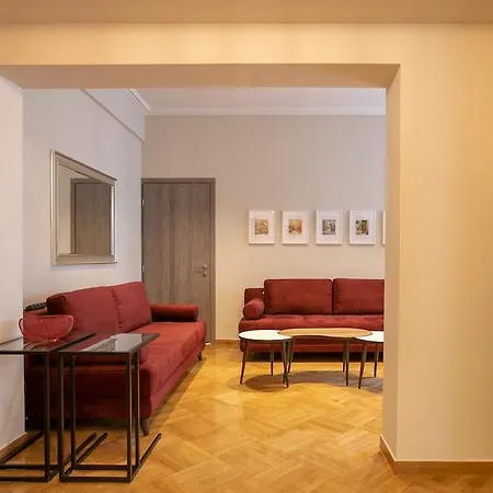 Luxurious 5 Bedroom-3 Bathroom Apartment 2- Athens-3