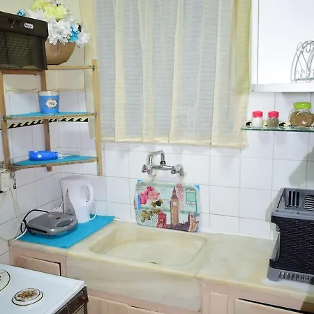 Apartment 6 Min From City Center & Acropolis-3
