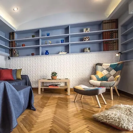 City Center Luxury Apartment-2