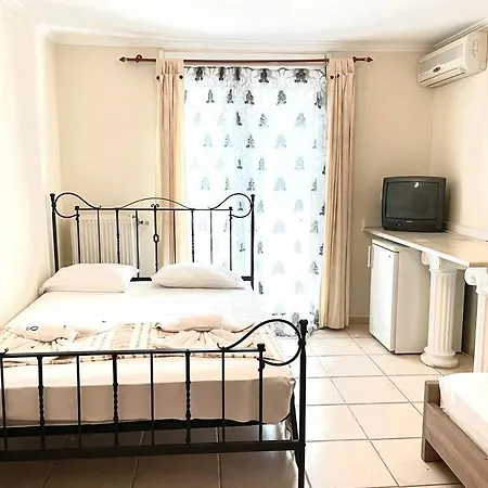 Calypso Hotel Siviri-2