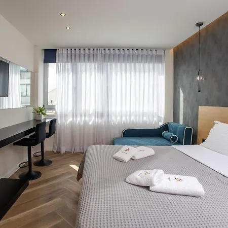 Triple A - Prime Location - Between Monastiraki & Syntagma Square-Free Parking!-3