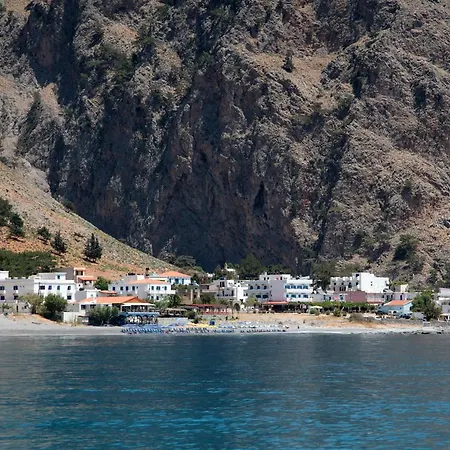 Paralia Hotel & Taverna-3