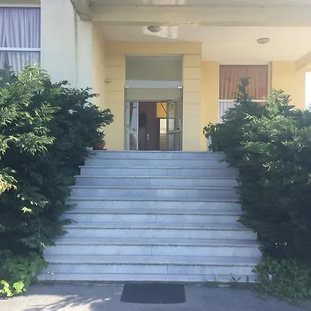 Life Hotel-2