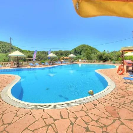 Filoxenia Studios And Mermaid Pool-3