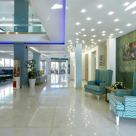 Pollis Hotel-2