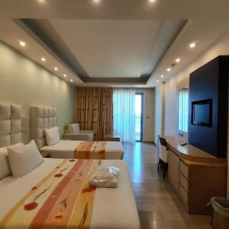 Konstantinos Palace-3