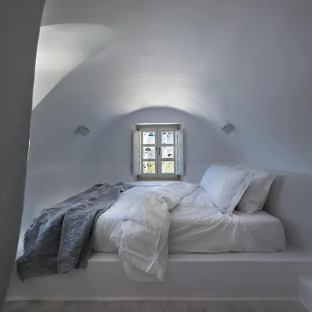 Nefeles Luxury Suites-2