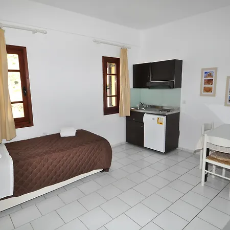Pennystella Apartments-2