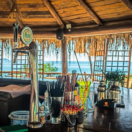 Gloria Maris Hotel Suites And Villas-3