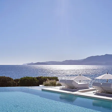 The Island Concept Luxury Boutique Hotel Heated Pool-2