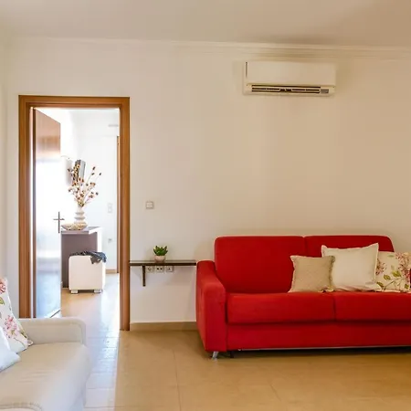 3Aktes Suites & Studios-2