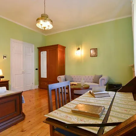 History House-3