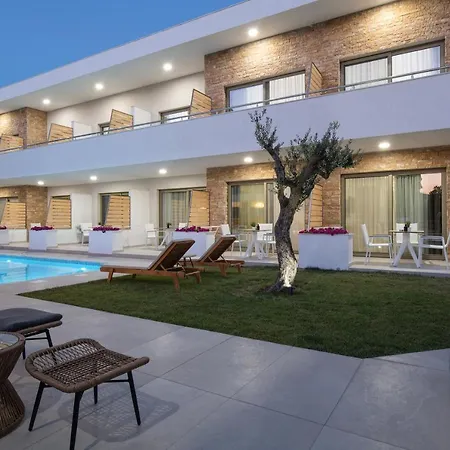 Imagine Luxury Suites-2