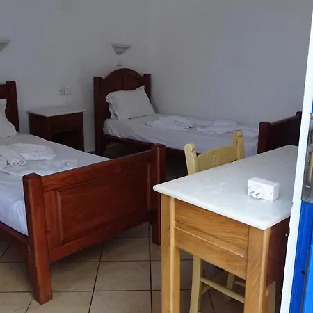 Hermes-Ios Rooms To Let-3