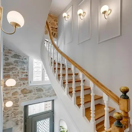 Amare Boutique Suites-3