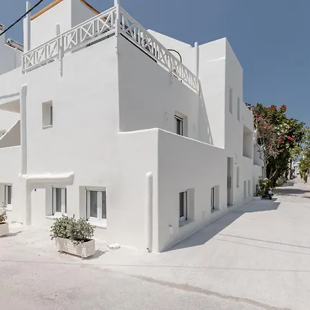 Heavenly Suites & Studios-3