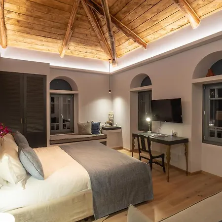 Camara Suites-2