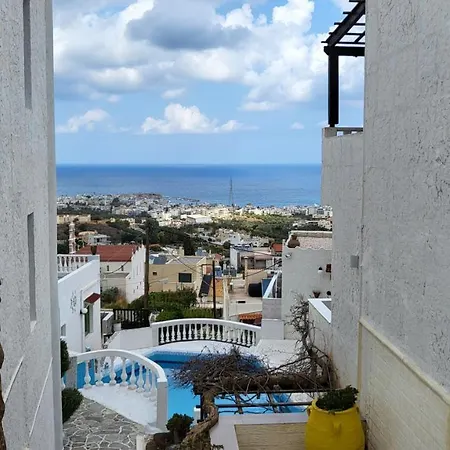 Studio Quiet And Peaceful And Very Relaxing With Kitchen, Shared Pool And Ac-3