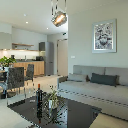 Celine Luxury Apartments & Suites-2