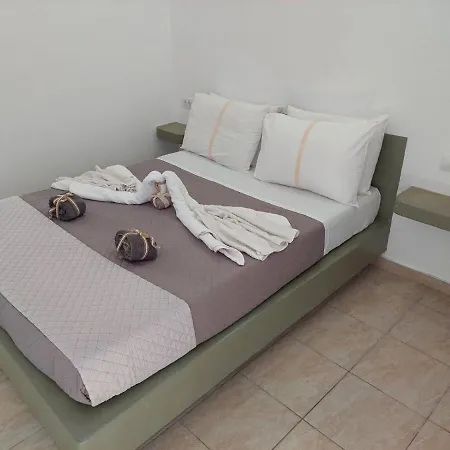Marousi Rooms-2