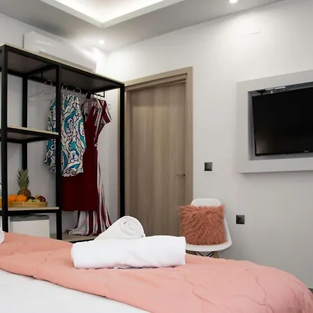 Big Max Guesthouse-3