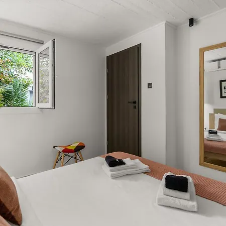 Luxe House In Glyfada With Spa Near Metro Station C8-2