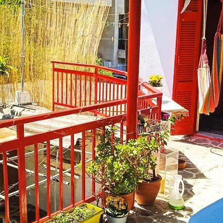 Two-Bedrooms In Greek Vintage Home With Shared Bathroom-2