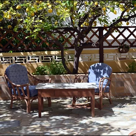 La Luna Apartments-3