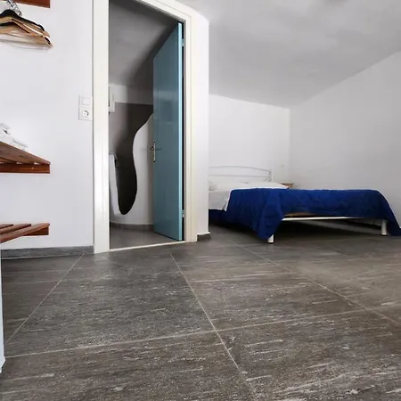Mykonian Rooms-3
