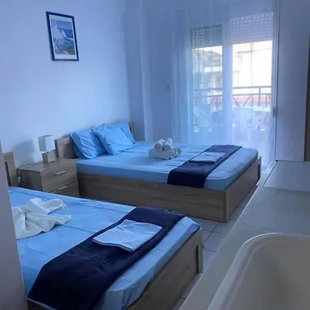 Jenny'S Holiday Villas-2