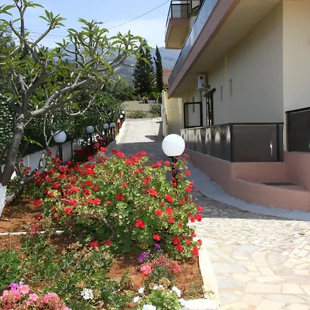Triton Garden Hotel-3