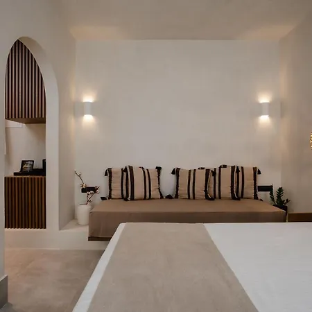 Polis Of Naxos Stylish Suites-2