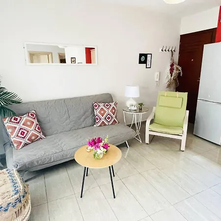 Cozy Nest - 2min To Beach, 6min Walk To Old Town-2