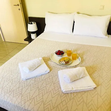 Cozy Nest - 2min To Beach, 6min Walk To Old Town-3