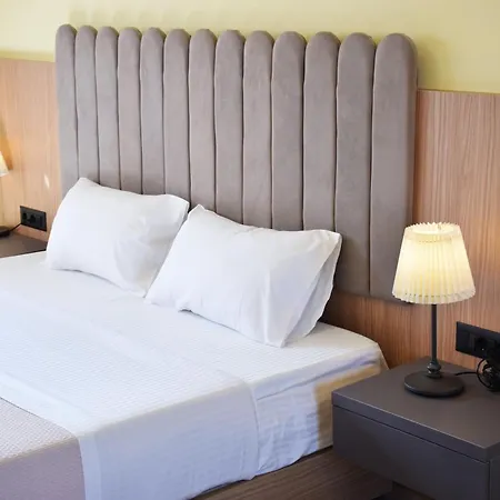 Eden Beach Hotel-2