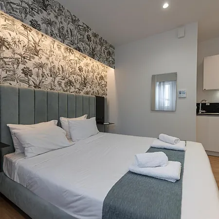 Kriel Suites By Liv Homes-2
