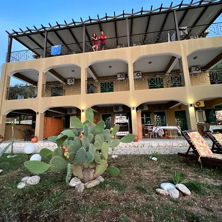 La Casa D' Irene (Adults Only)-3