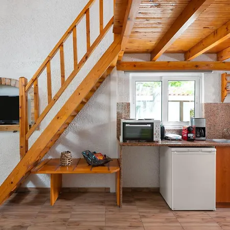 Elefteria Apts&Suites-3