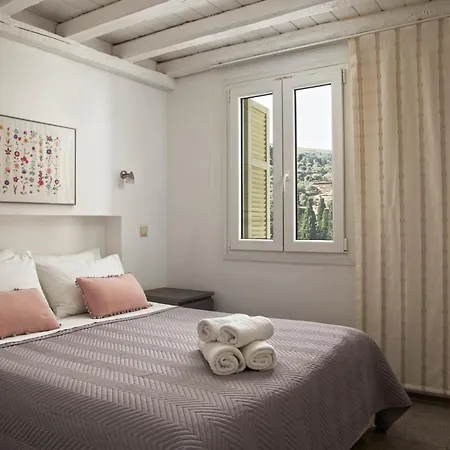 Iro Suites-2