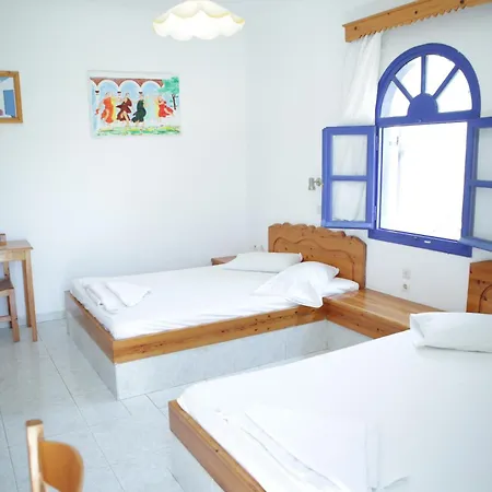 Hotel Perissa-2