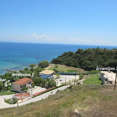 Levantino Studios & Apartments-2