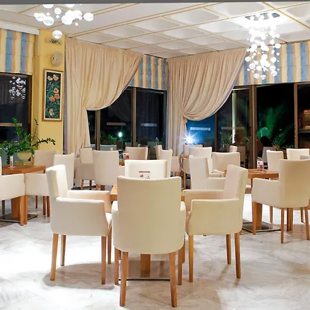 Golden Sand Hotel-2