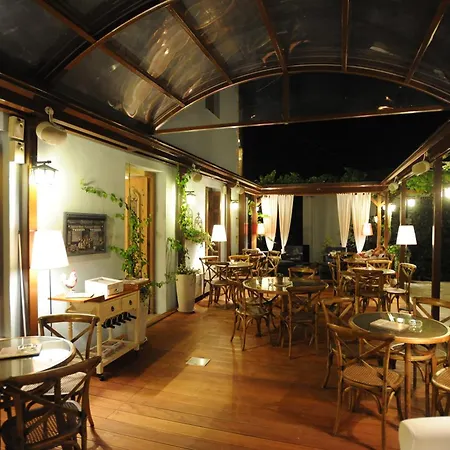 Boutique Hotel Kentrikon & Bungalows-2