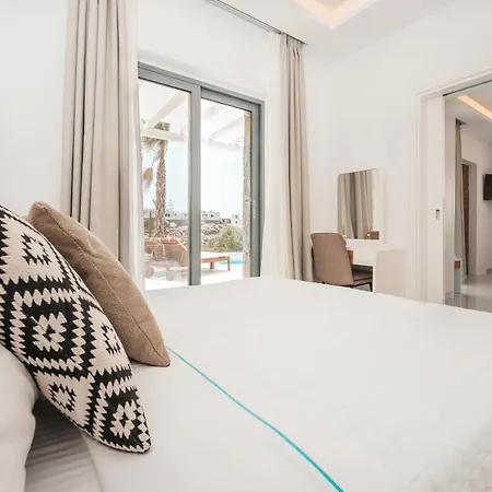 Arcs Suites & Residences-3
