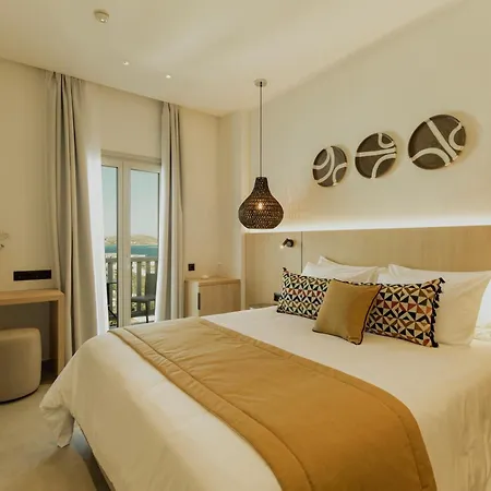 Opal Paros-3