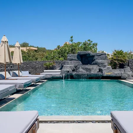 Mountain And Sea Suites-2