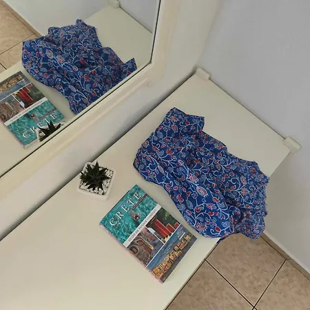 Faros Rooms-2